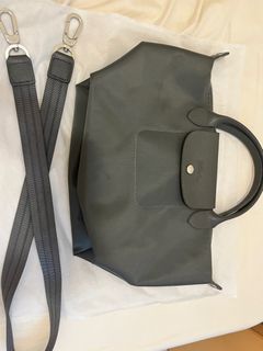 （分類：）位於 。 由 daniellerusty 提交（商品編號 1259756164，圖片 1）。簡介： 。