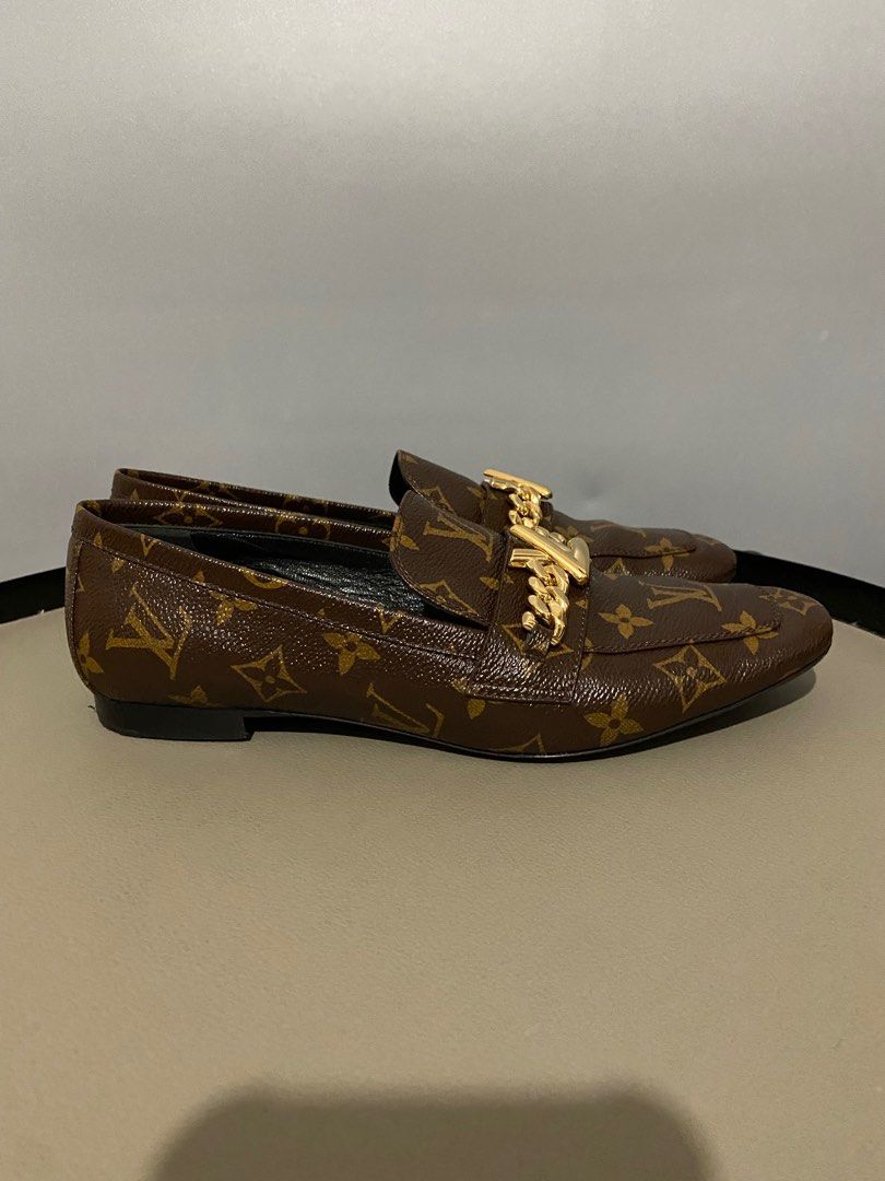 chaussures louis vuitton mocassins upper case