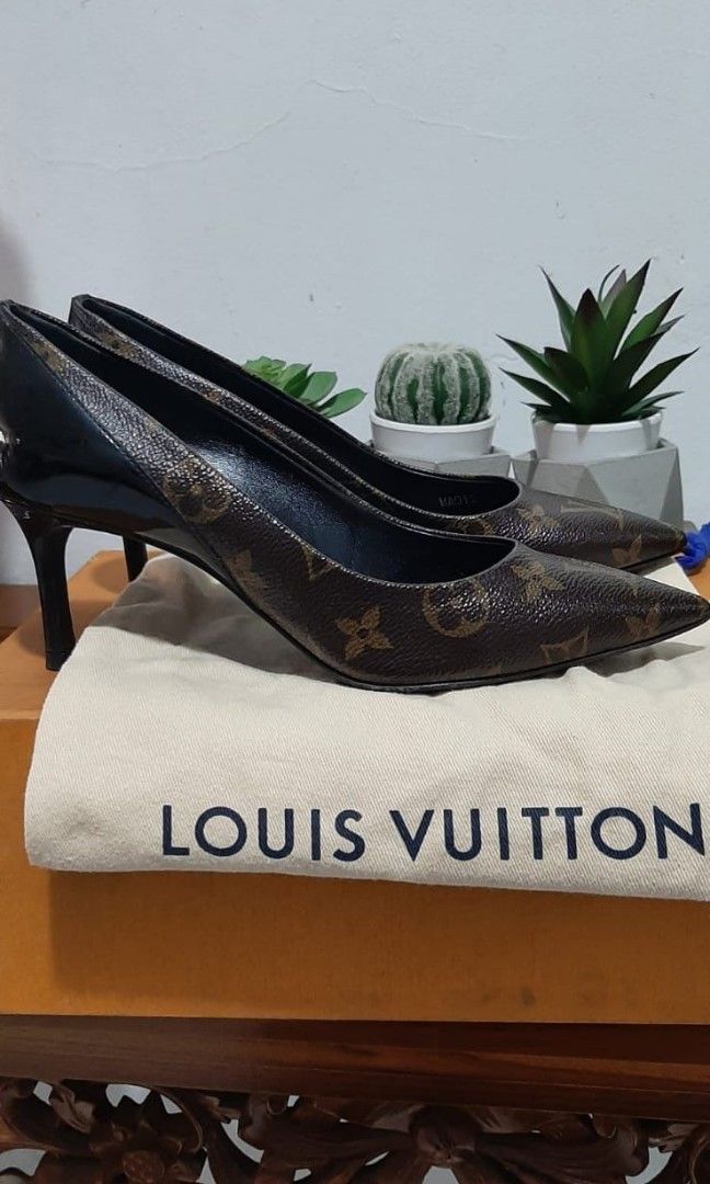 Louis Vuitton Cherie Pump