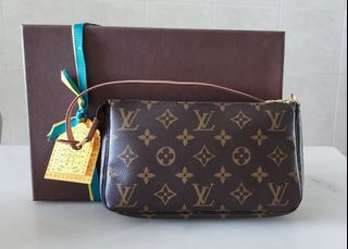 100% Authentic BNWT Louis Vuitton Pochette Metis Braided Handle in Cream  White, Luxury, Bags & Wallets on Carousell
