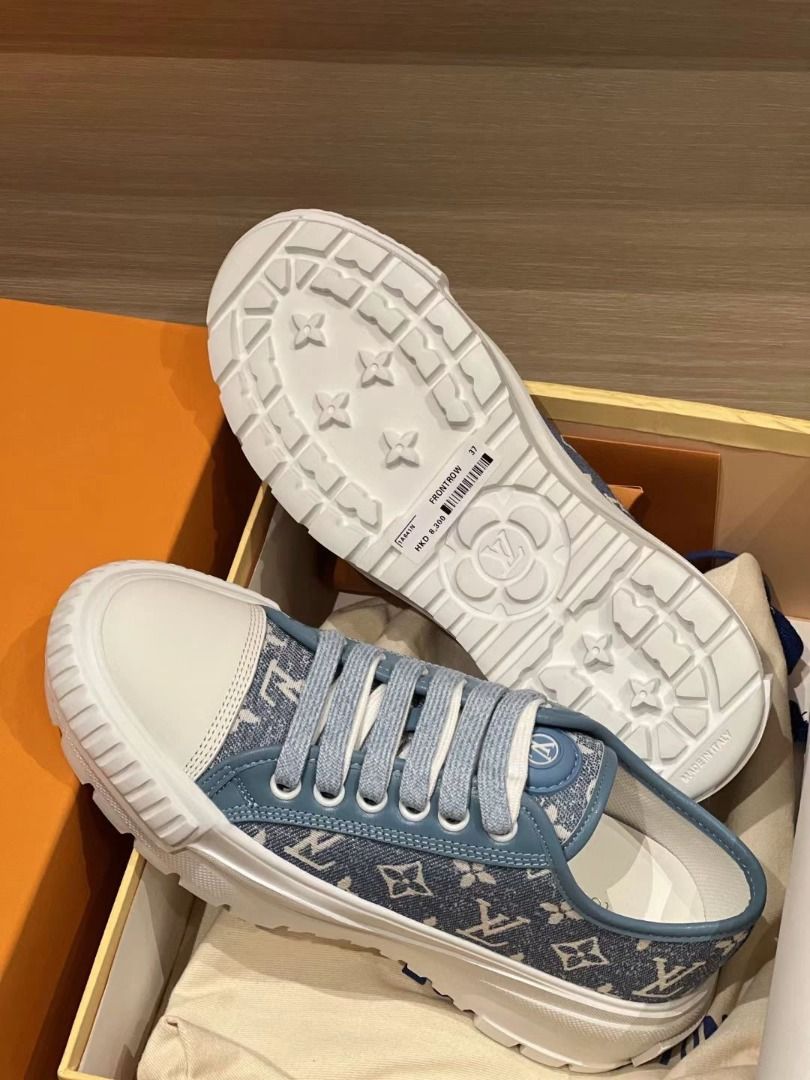 Louis Vuitton Squad Sneaker Size 35