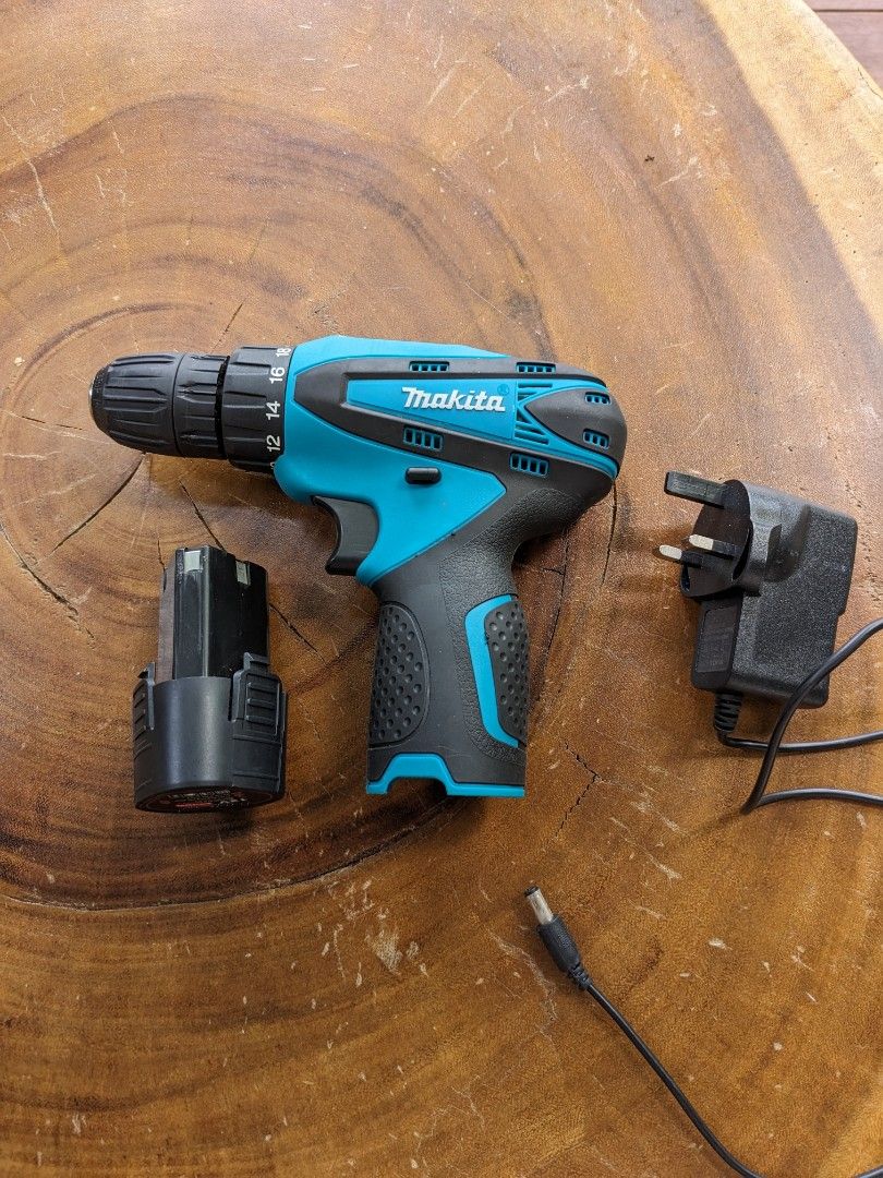 Makita HP330D Drill Driver w battery and charger, Furniture & Home ...