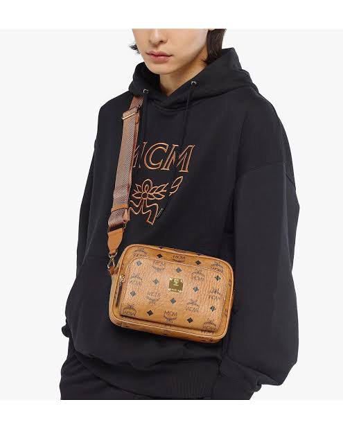 Aren Visetos Crossbody Wallet With Detachable Strap in Cognac