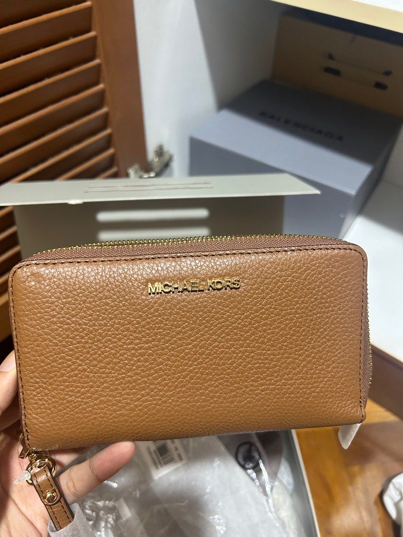 Michael Kors Mercer Smart Phone Wristlet Luxury Bags Wallets