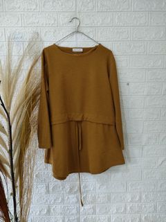 Mustard top