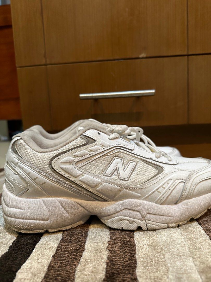 New Balance 452 size 40 Fesyen Wanita Sepatu di Carousell