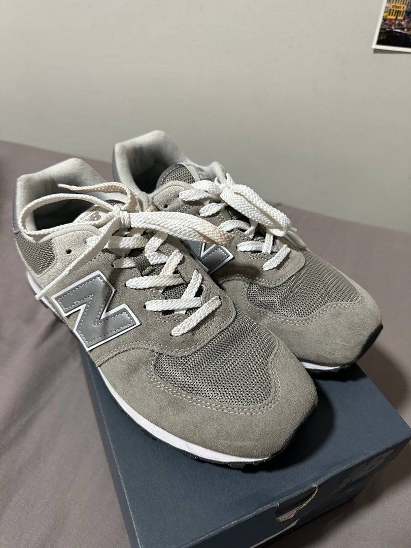 New balance sales 574 47