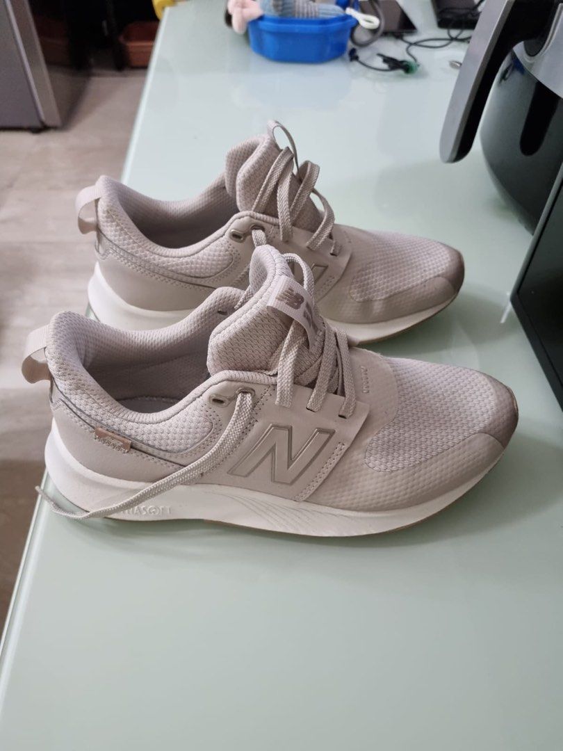 New balance 900 v1 hotsell