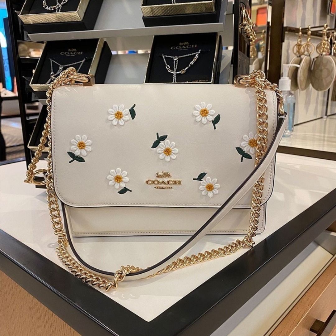 Coach best sale daisy crossbody