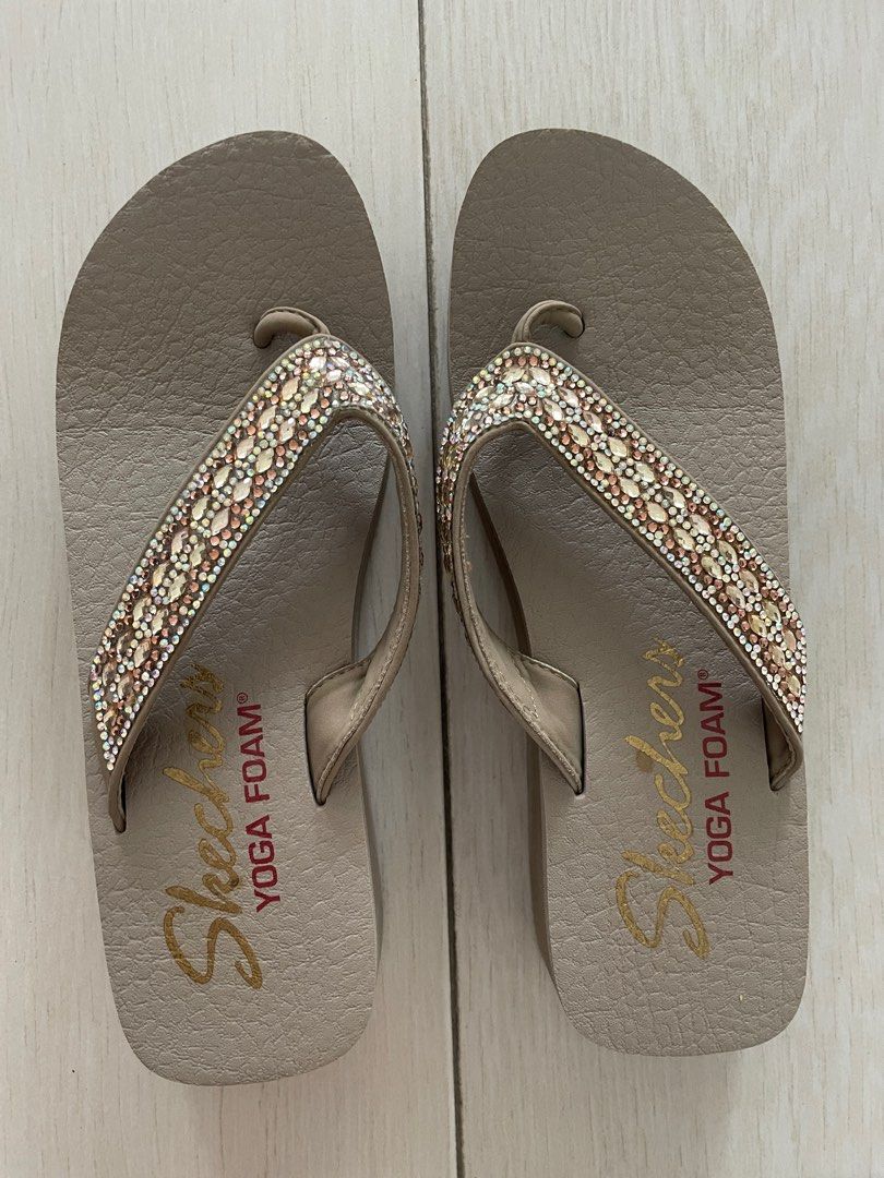 Skechers yoga outlet slippers