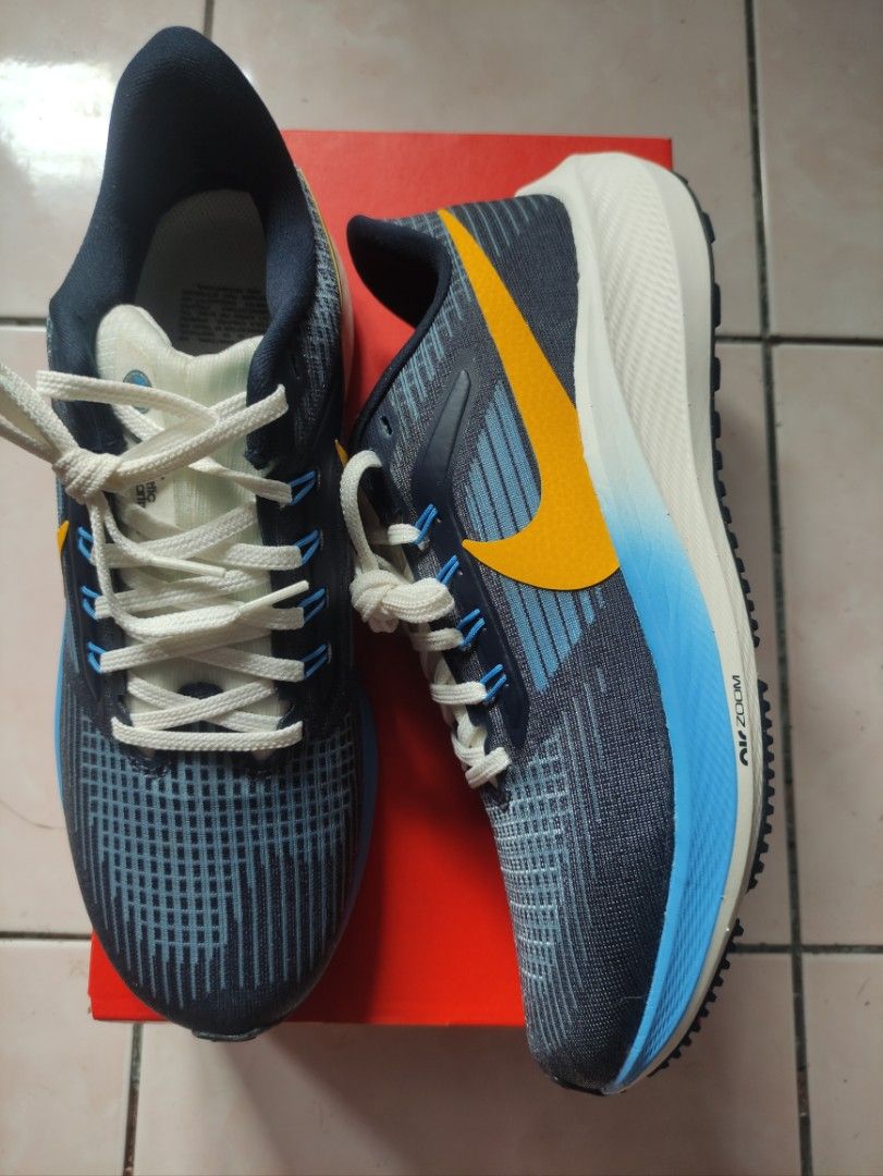 Nike Air Zoom Pegasus 39 Premium (Category: Sneakers) located in Manila. Submitted by mr.quicky (Listing ID 1259625659, Image 3). Description: Pegasus premium limited color Brand new with box Size US 8 only Below Srp Legit Good for gym or running.