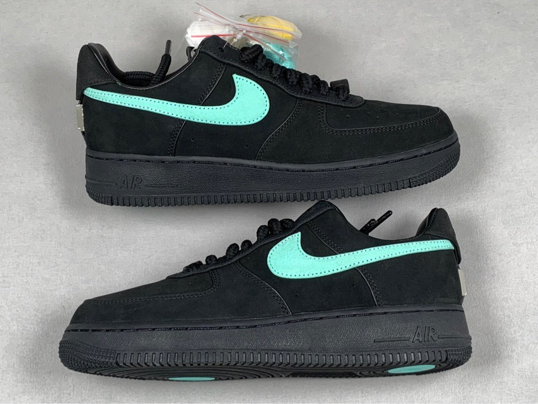 Nike Air Force 1 Low Tiffany & Co., Men's Fashion, Footwear, Sneakers on  Carousell