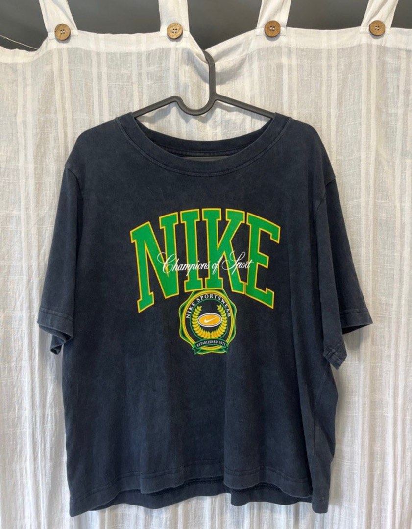 oversized nike tee