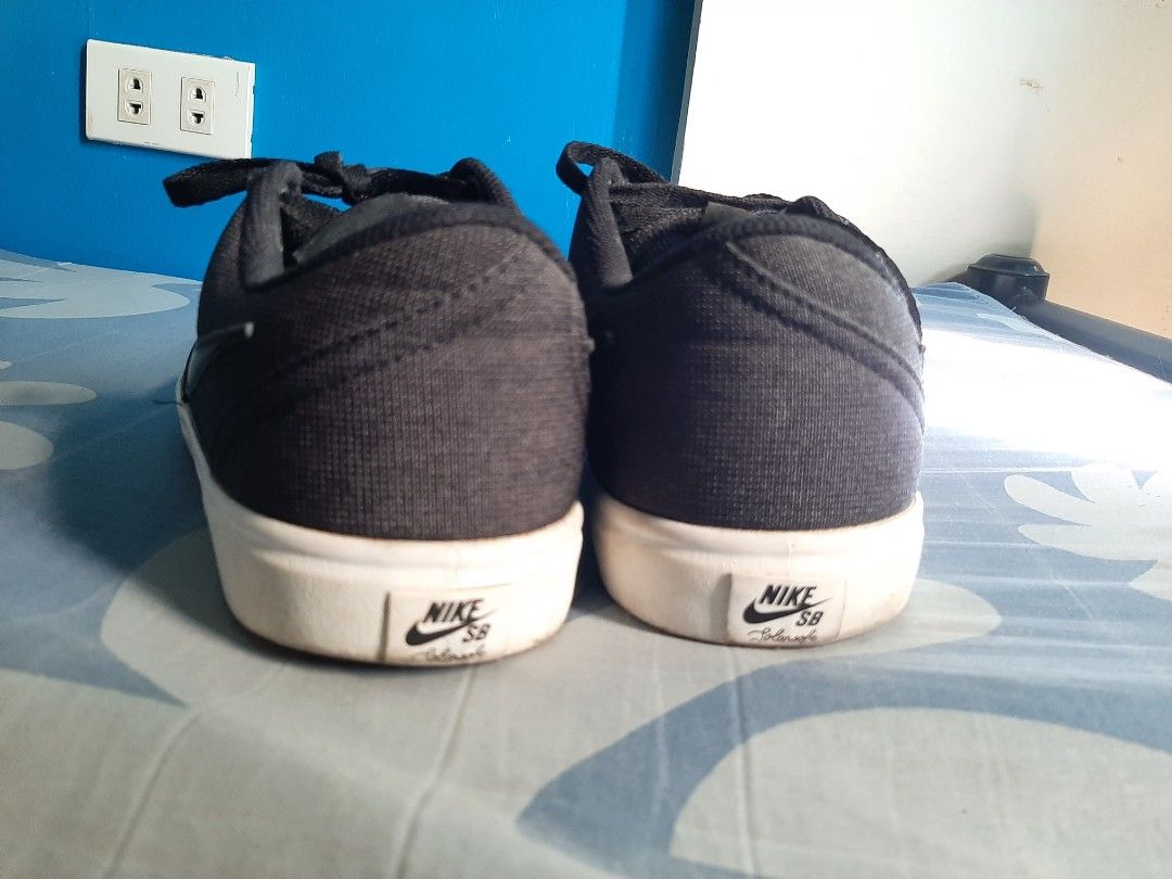 womens nike solarsoft sneakers