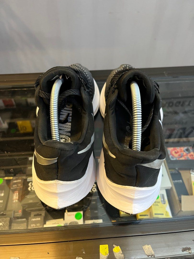 Nike zoom outlet flo 6
