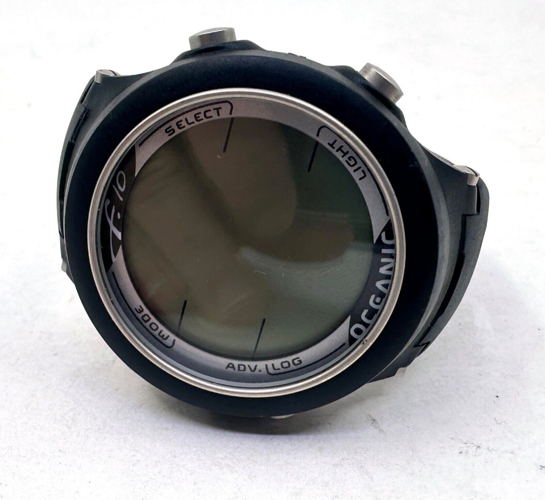 F10 discount dive watch