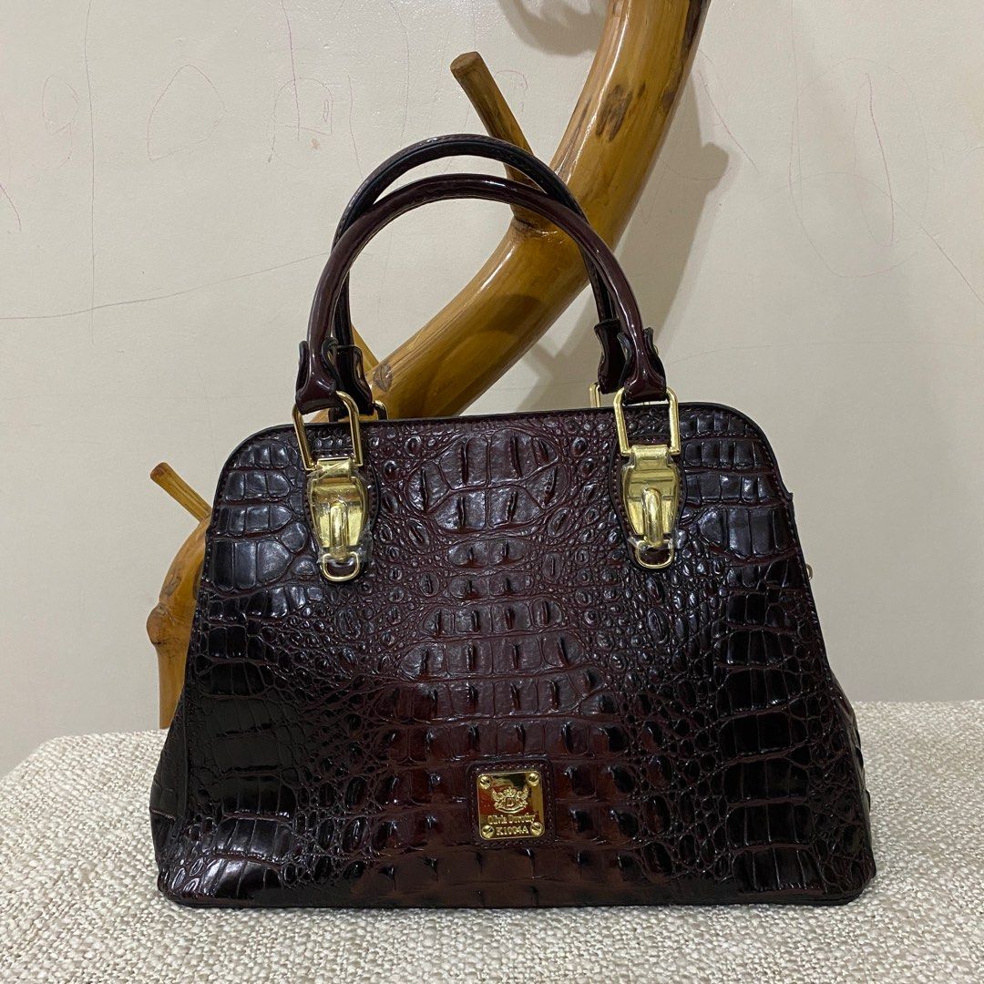 Olivia Dorothy Women s Fashion Bags Wallets Shoulder Bags on Carousell