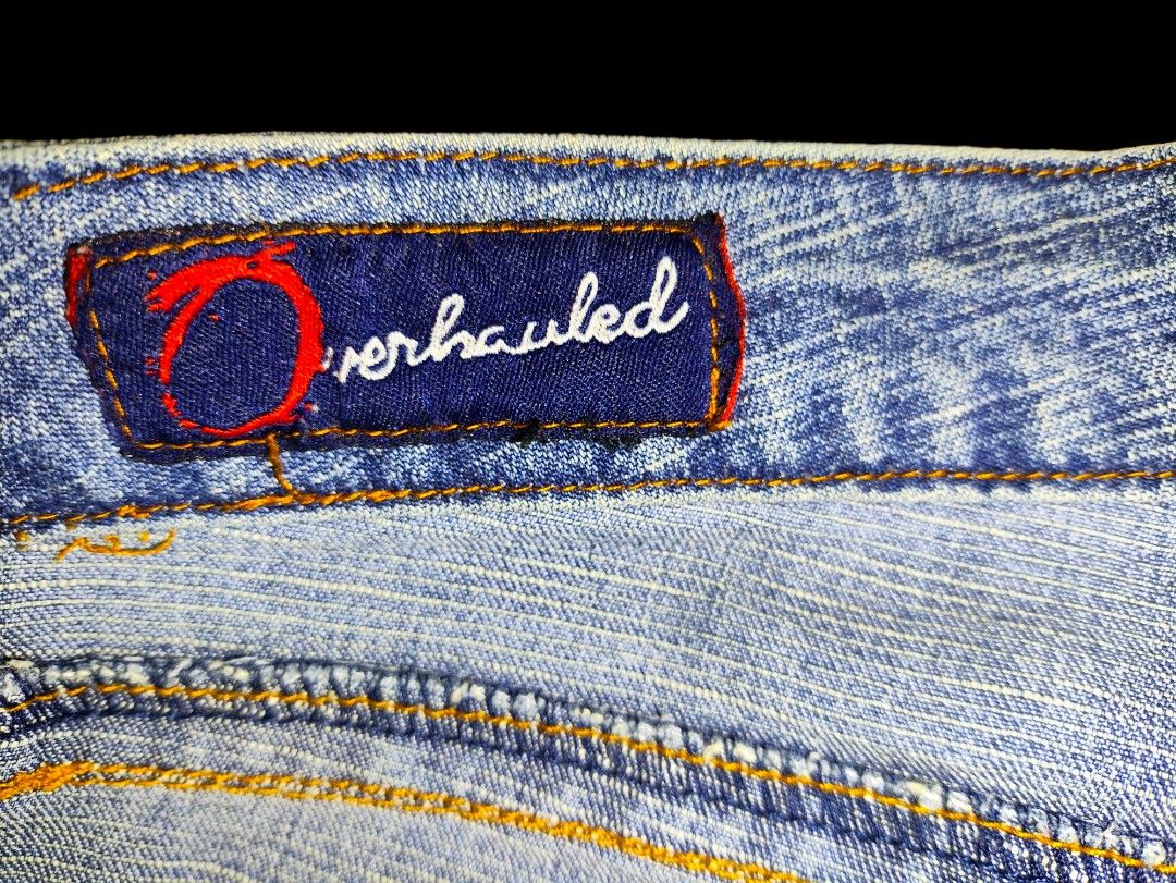Overhauled Womens Stretch Denim Jeans (Category: Jeans) located in Manila. Submitted by orienton.shop (Listing ID 1259754423, Image 3). Description: -Stretch Denim -Wide Belt Loops -Standard Zipper Fly -Standard Metal Tacked Button -Two Front Pockets -Two Back Pockets DIMENSION Waist Circumference: 34 INCH Total Length/Outseam: 38 INCH Front Rise: 8 INCH Back Rise: 13 INCH Hip Width: 19.5 INCH Thigh Width: 10.5 INCH Knee Width: 7.5 INCH Leg Openi