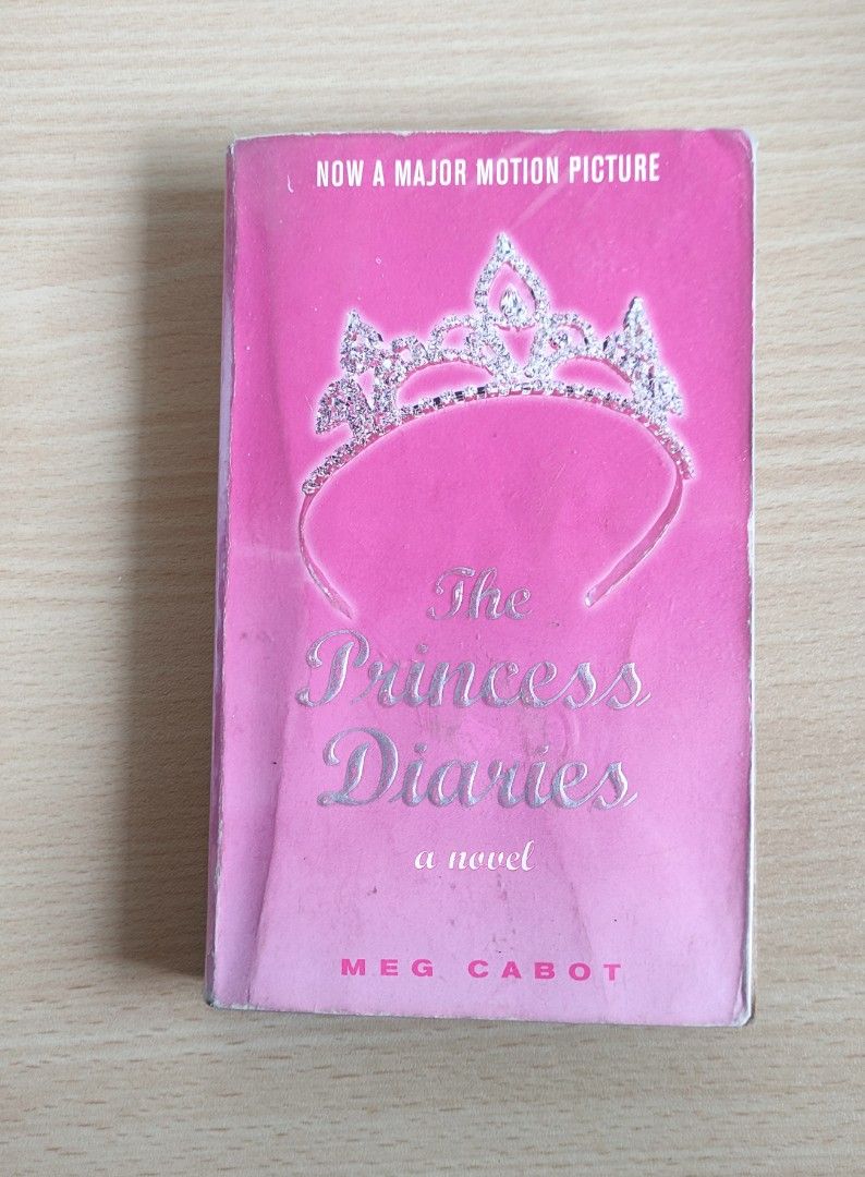 PAPERBACK: The Princess Diaries - Meg Cabot (Category: Storybooks) located in Muntinlupa City. Submitted by satchel (Listing ID 1259680276, Image 1). Description: ⚠️READ BEFORE BUYING ⚠️ ⚠️NOT INTERESTED IN SWAP⚠️ ⚠️NO TO HAGGLER/JOY RESERVER⚠️ WYSIWYG - See photos for reference. Points to consider before buying this: 📌STRICTLY PAYMENT FIRST WITH PROOF OF RECEIPT BEFORE DELIVERY. 📌Seller has the right to decline if buyer is being difficult. 📌N