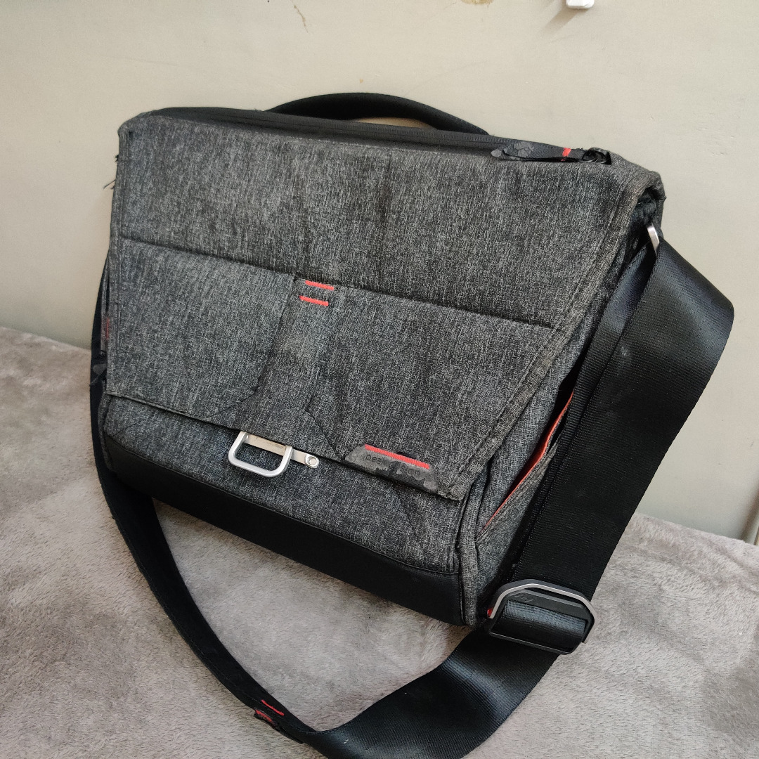 PeakDesign Everyday Messenger Laptop+Camera Bag v1, Photography