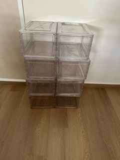 Preloved shoe box selling all