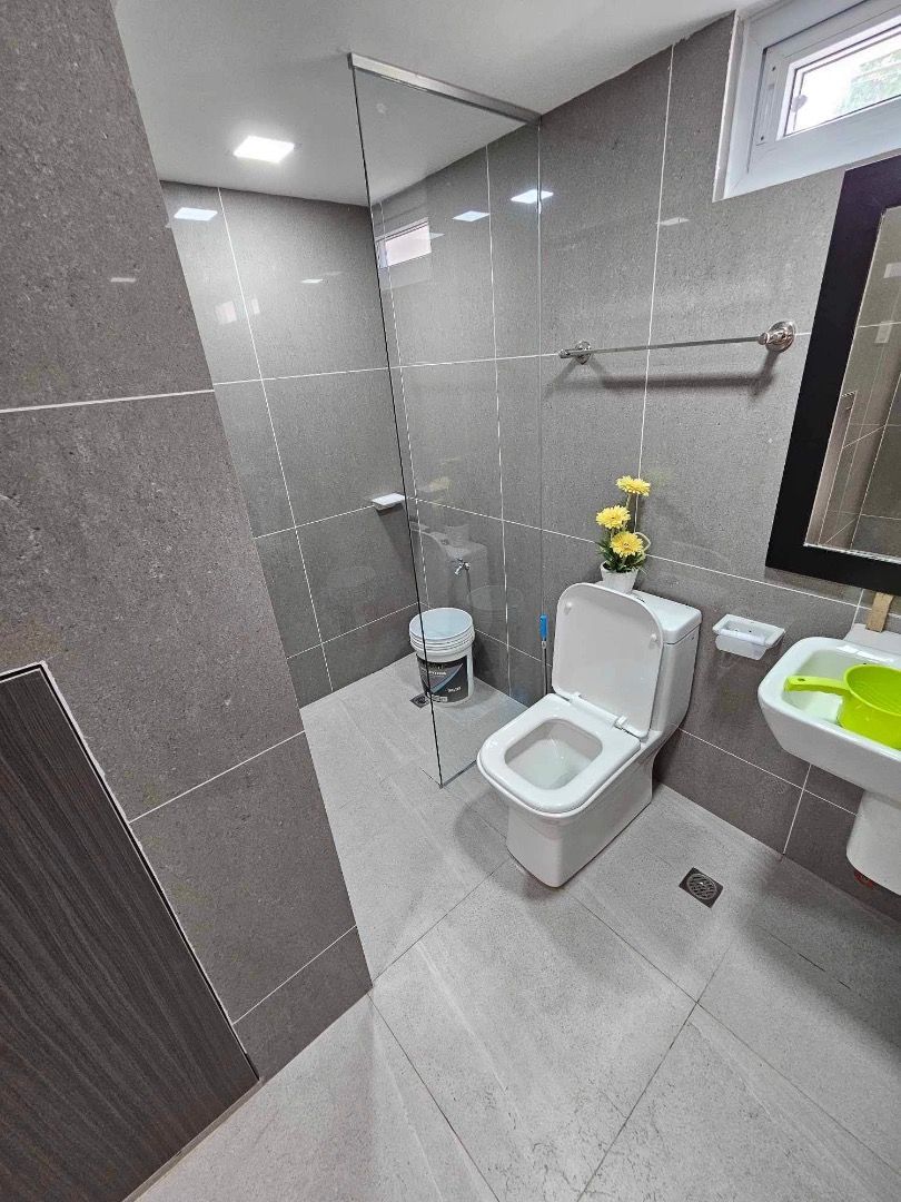 Ready for occupancy Townhouse in East Fairview Qc with 4 bedroom