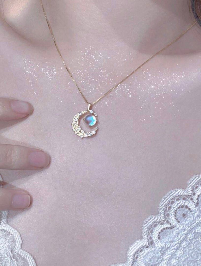 Rhinestone aesthetic necklace Women s Fashion Jewelry