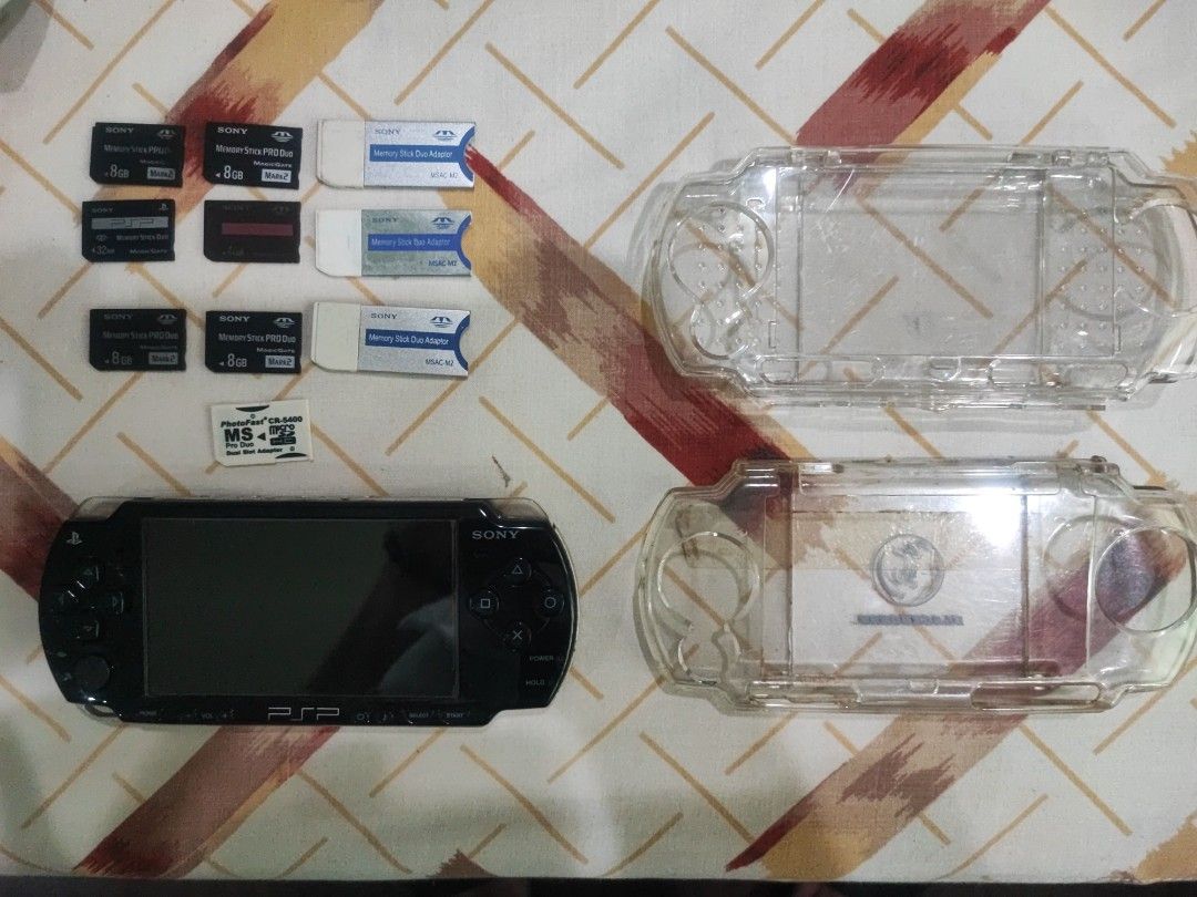 Selling psp 2000 Video Gaming Video Game Consoles PlayStation