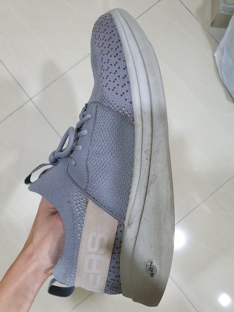 Mens grey skechers hot sale
