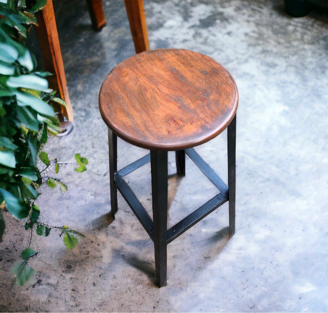 Slab bar table set (Category: Tables & Sets) located in Pasig City. Submitted by holzph (Listing ID 1259632471, Image 3). Description: Rise & dine at our stylish slab high counter tables. Its dual purpose can be used as a kitchen counter or shared study space. 🌳 Available slabs on-hand measure 4-8ft which can sit 2-4 pax on one side. Limited slabs available. First, come first serve ✅ #holzph #table #midcentury #modern.