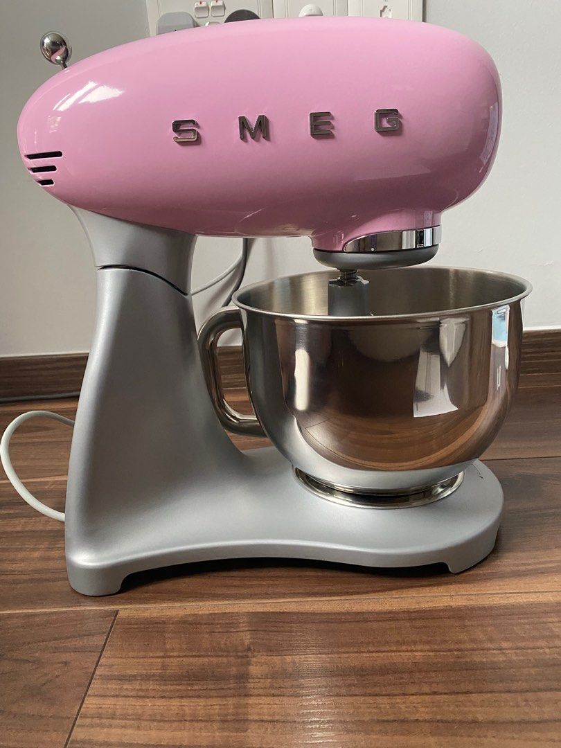 SMEG pink mixer, TV & Home Appliances, Kitchen Appliances, Hand & Stand