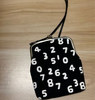 （分類：）位於 。 由 kakayuu 提交（商品編號 1259740761，圖片 1）。簡介： 。
