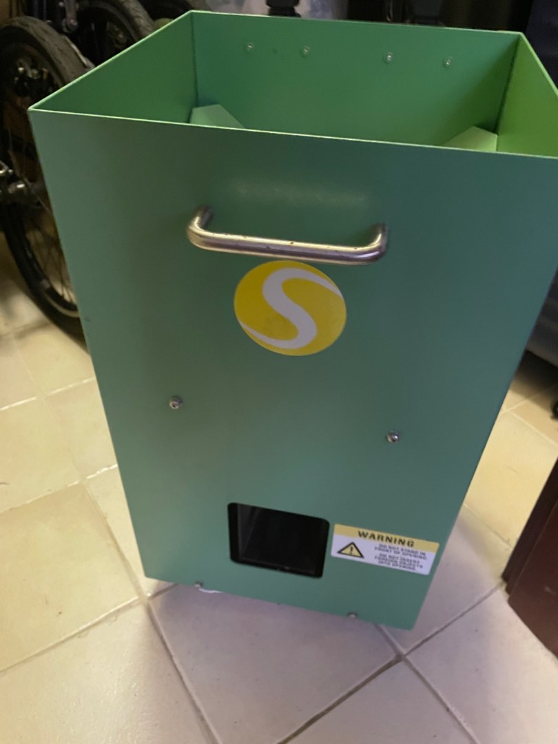 Spinshot Lite Tennis Ball Machine(No remote), Sports Equipment, Sports