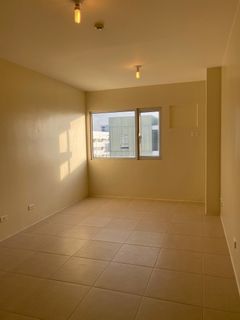 Studio Unit with Parking FOR RENT in ARCA South