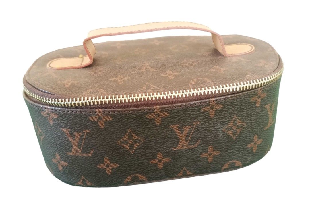 Tas Make Up Louis Vuitton
