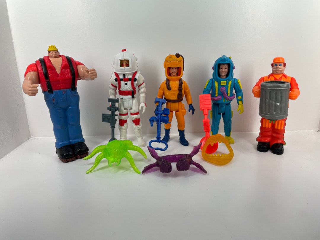 The real store ghostbusters figures
