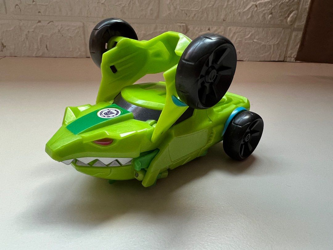 Springload top transformer toy