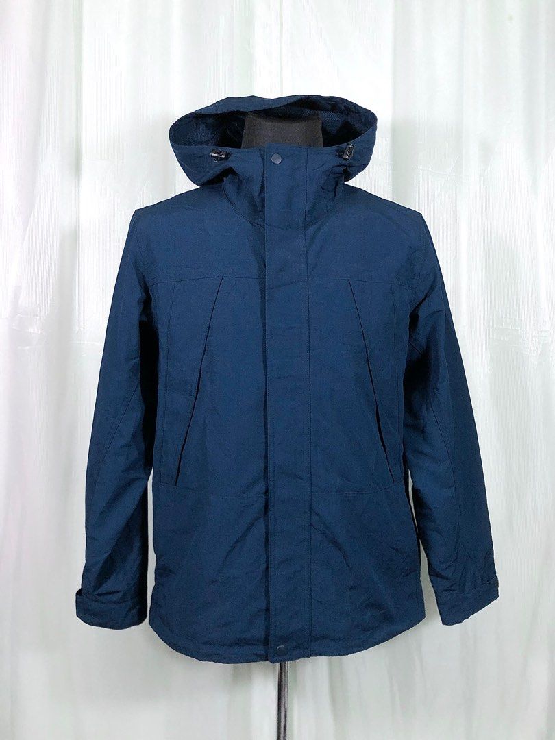 Uniqlo shop waterproof jacket