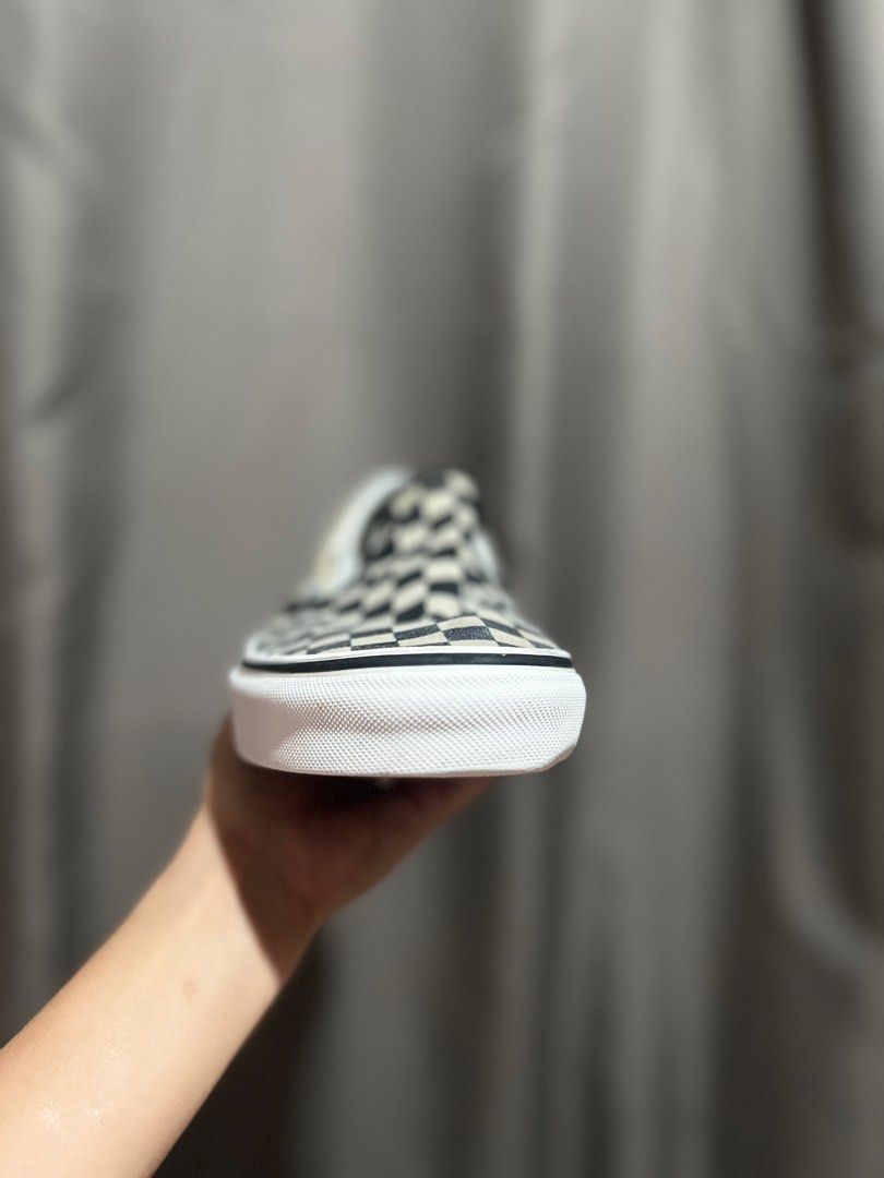 Distorted checkered vans discount