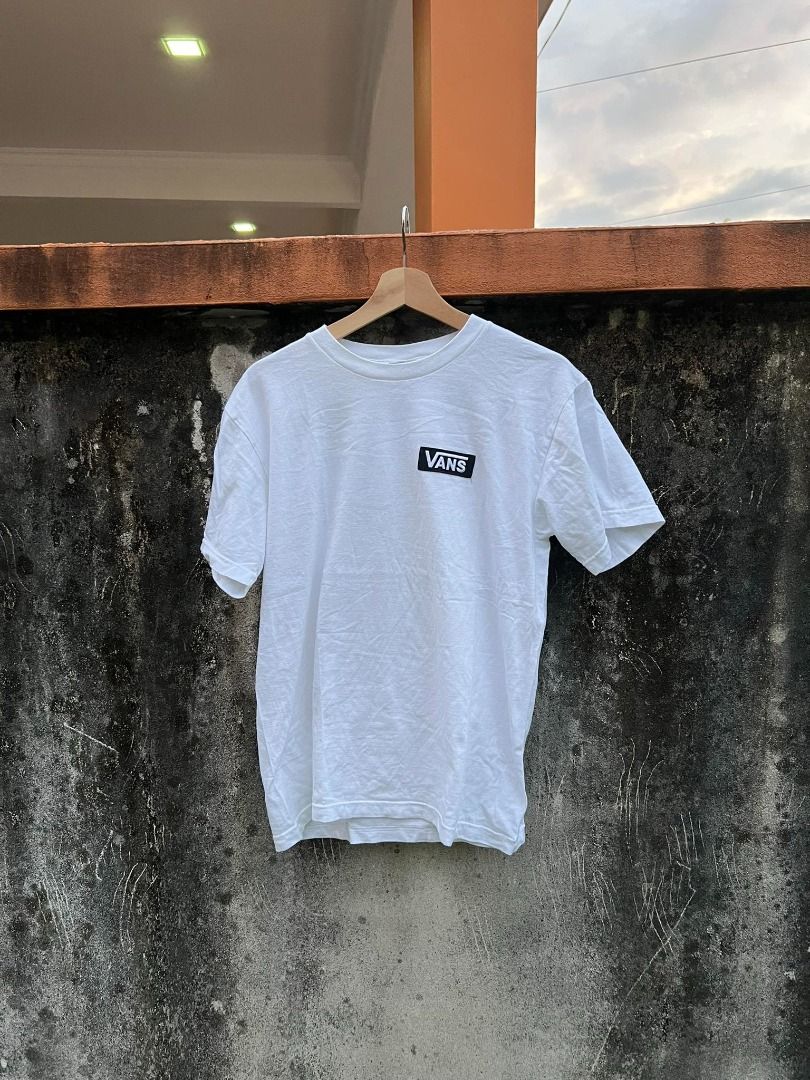 Vans small logo sales