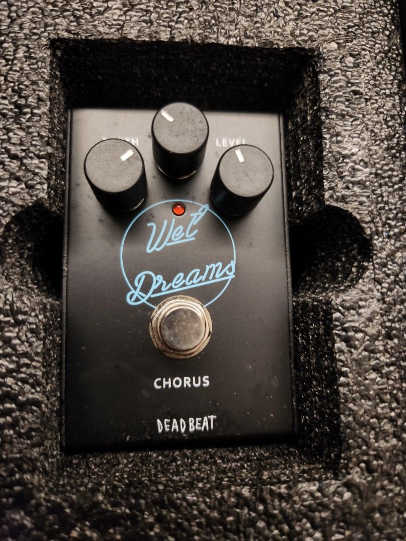 Wet dreams deals chorus pedal