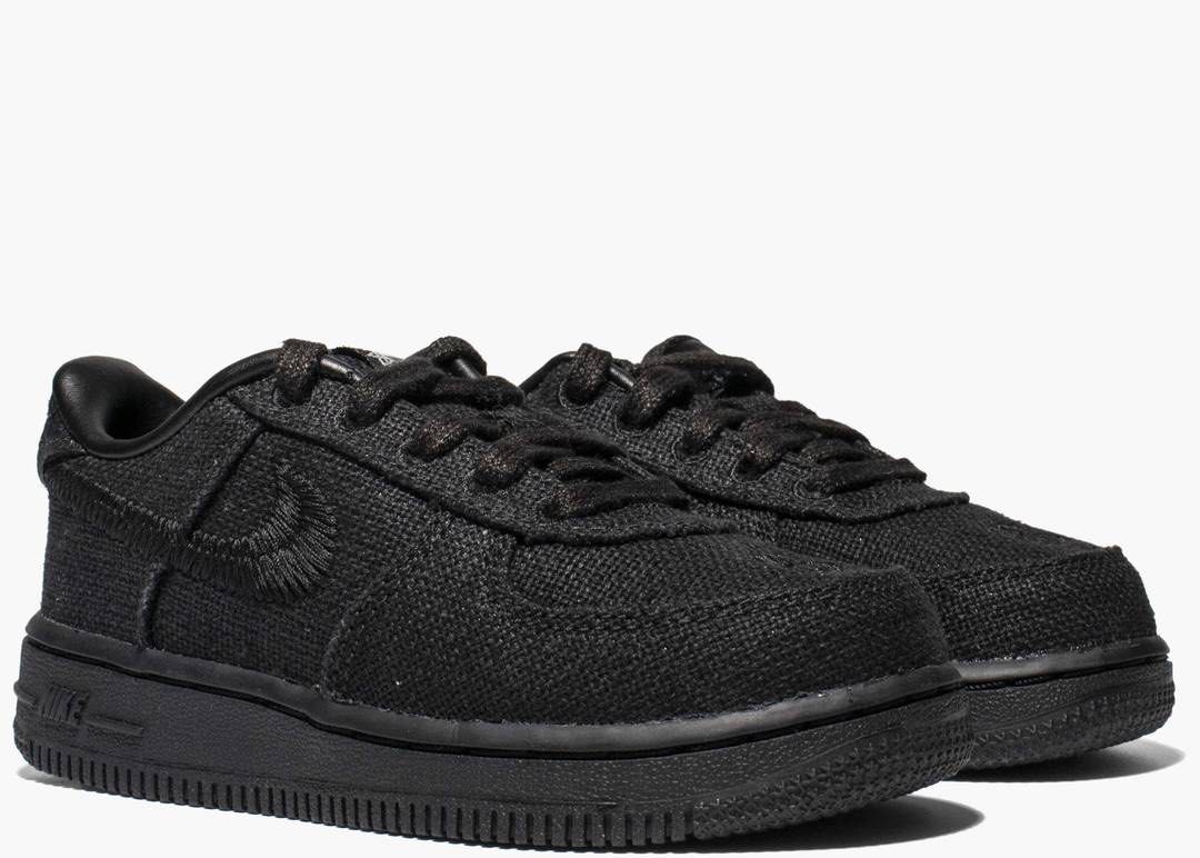 Nike air force 1 triple black suede on sale