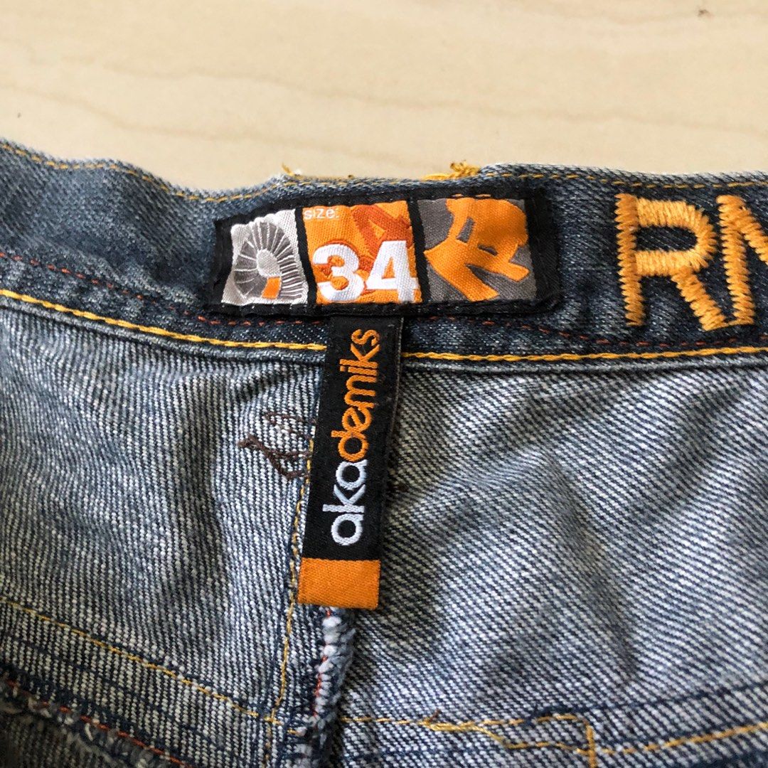 y2k Akademiks Skateboard Jorts, Men's Fashion, Bottoms, Shorts on Carousell