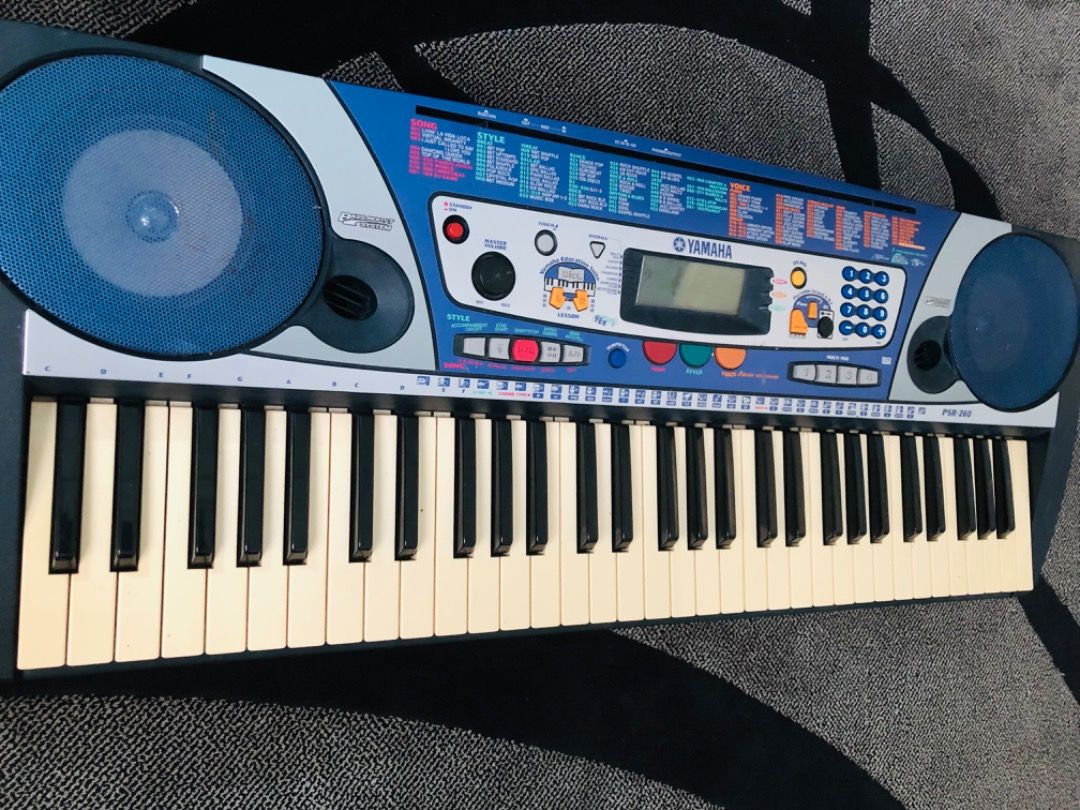 YAMAHA PORTABLE KEYBOARD Hobbies Toys Music Media Musical