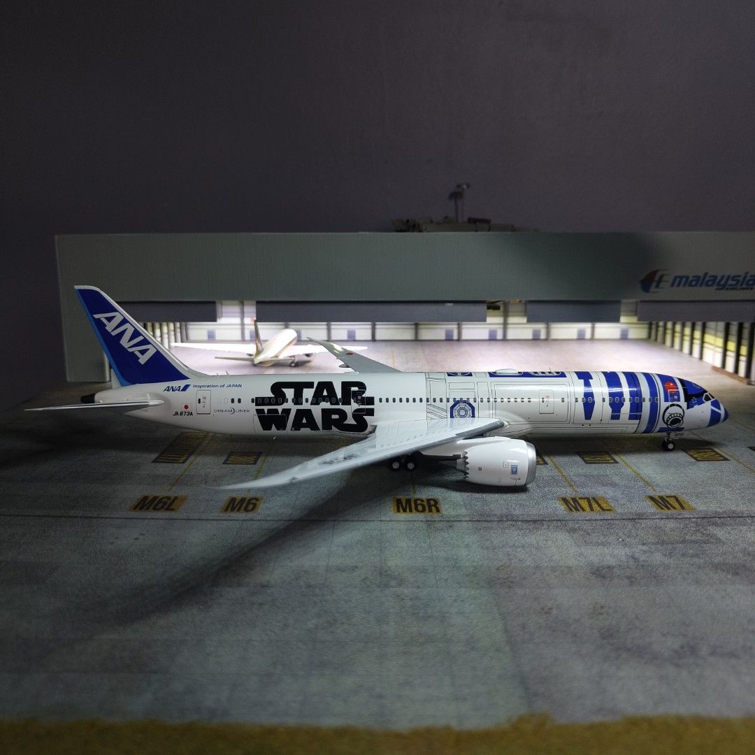 1:200 JC Wings ANA Star Wars R2D2 Boeing 787-9 Dreamliner