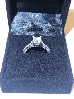 Quarter carat princess discount cut diamond ring