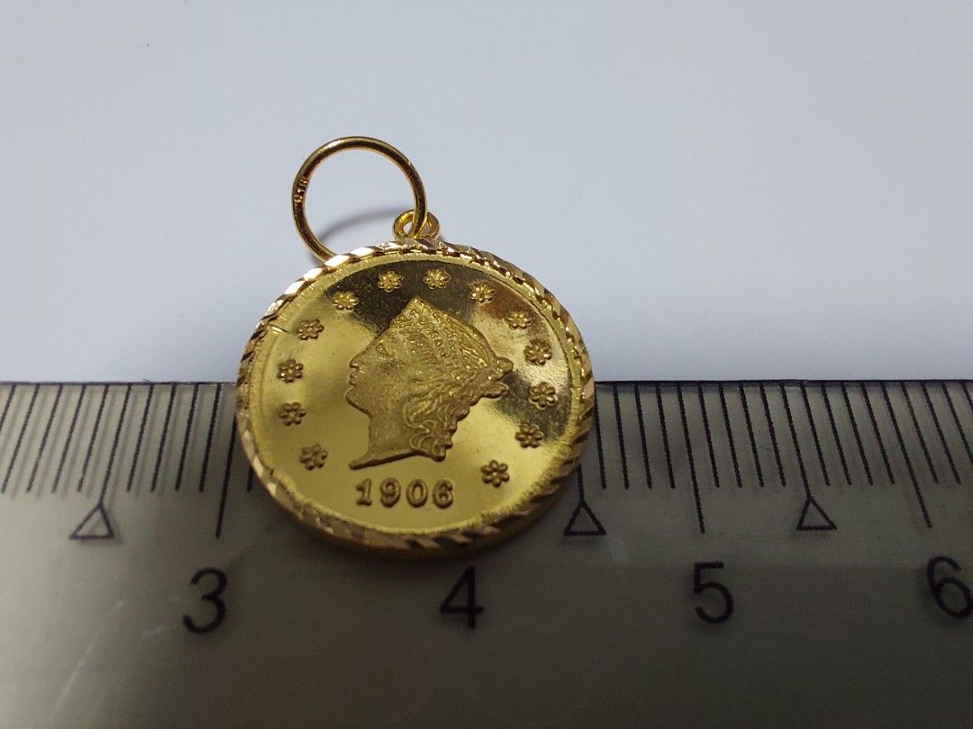 916 Gold 2 sided queen eagle coin Pendant 1906 2.18g 16mm 1948 3.35gm 19mm 1828 8.47g 27mm