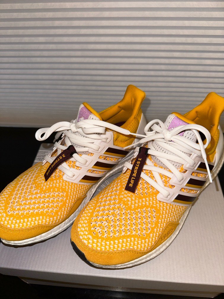 Adidas Ultraboost 1.0M, 女裝, 鞋, 波鞋- Carousell