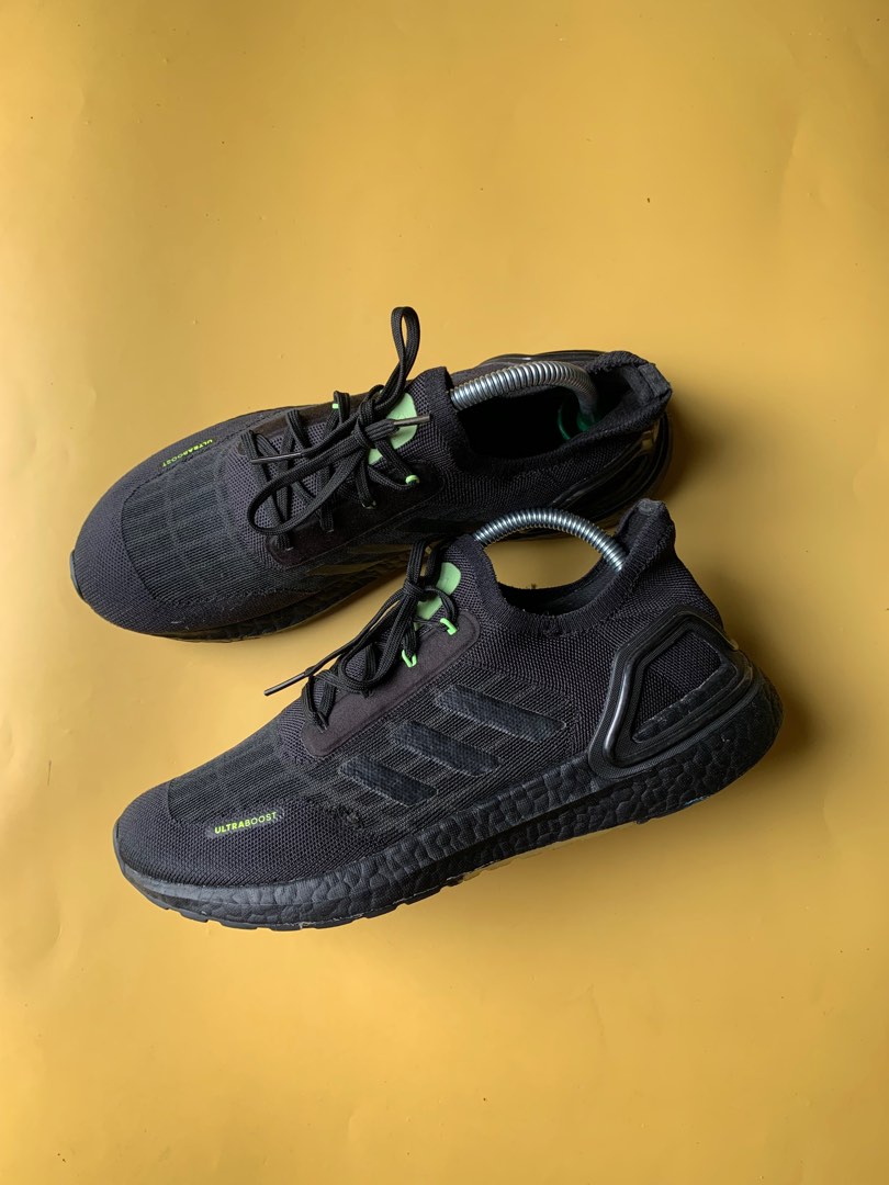 Adidas ultraboost 8.5UK Men s Fashion Footwear Sneakers on