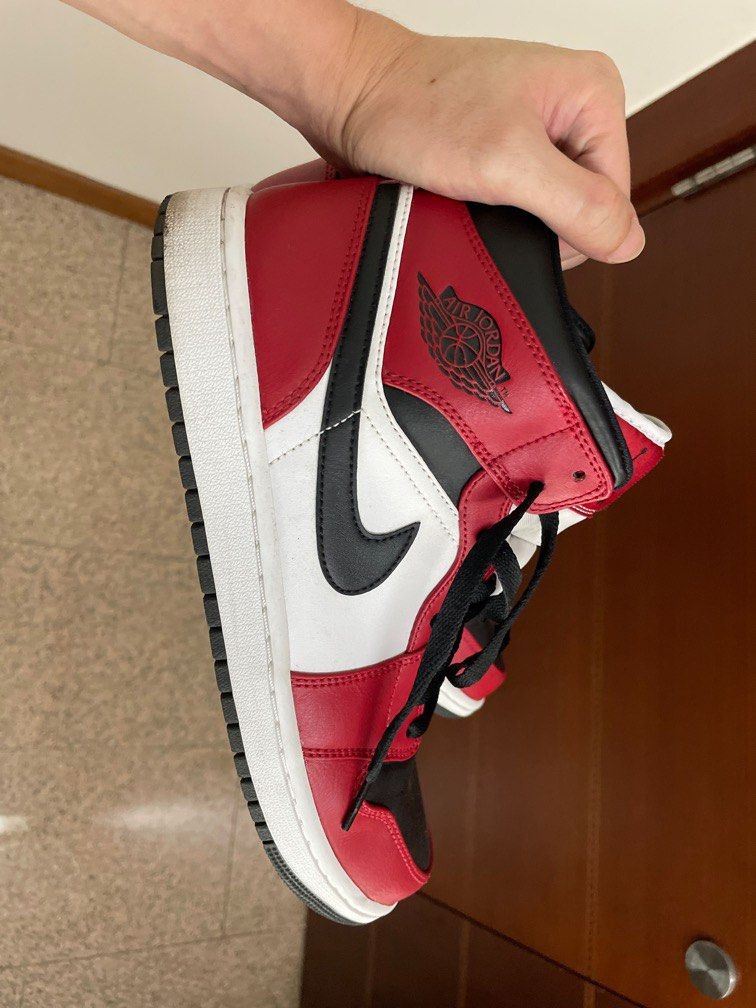 Jordan 1 chicago mid discount